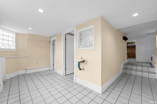 7708 Heather Street, Vancouver, BC 