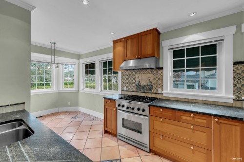 7708 Heather Street, Vancouver, BC 