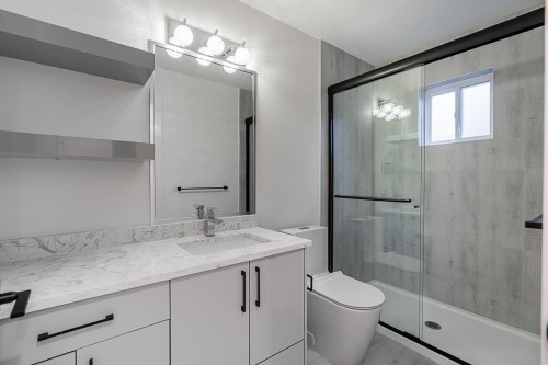 2208 St George Street, Port Moody, BC 