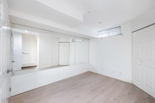 8431 Jellicoe Street, Vancouver, BC 