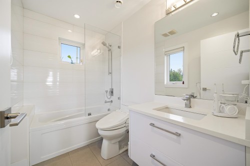 1468 Kings Avenue, West Vancouver, BC 