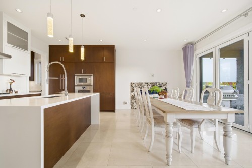 1468 Kings Avenue, West Vancouver, BC 