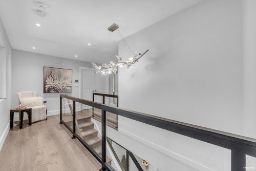 1812 Cardinal Crescent, North Vancouver, BC 