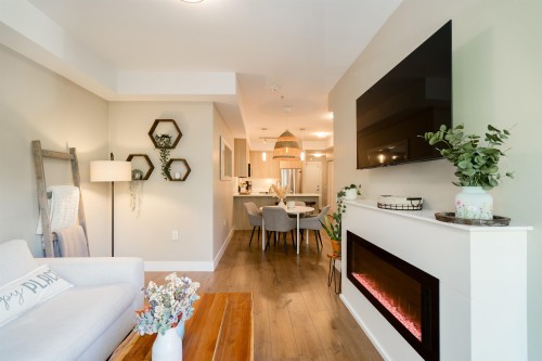 222-12460 191 Street, Pitt Meadows, BC 