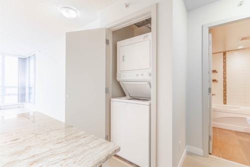 1202-3111 Corvette Way, Richmond, BC 