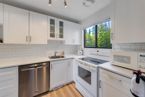 1115 Lenora Road, Bowen Island, BC 