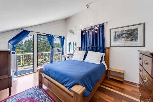 1115 Lenora Road, Bowen Island, BC 