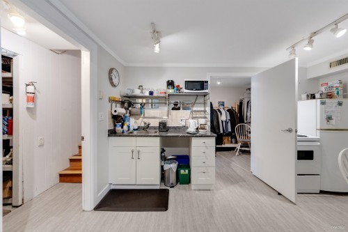 1115 Lenora Road, Bowen Island, BC 