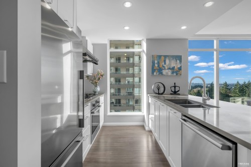 1102-520 Como Lake Avenue, Coquitlam, BC 