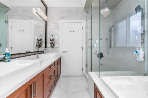 8780 Rosemary Avenue, Richmond, BC 