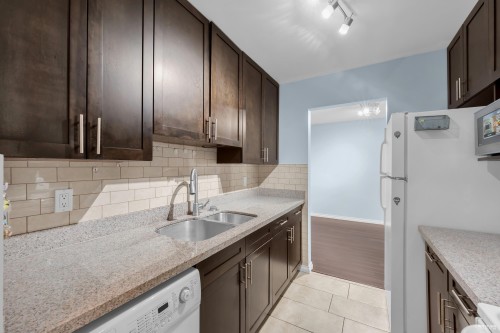 220-8411 Ackroyd Road, Richmond, BC 