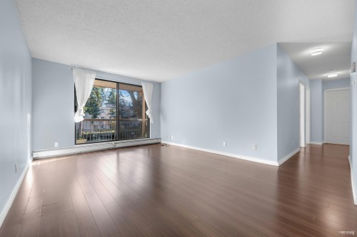 220-8411 Ackroyd Road, Richmond, BC 