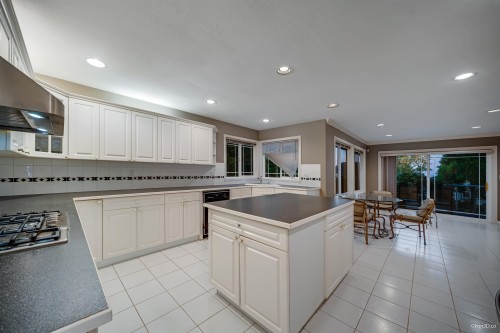 2599 Diamond Crescent, Coquitlam, BC 