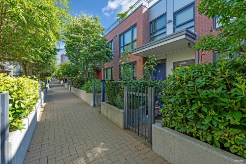 6426 Ash Street, Vancouver, BC 