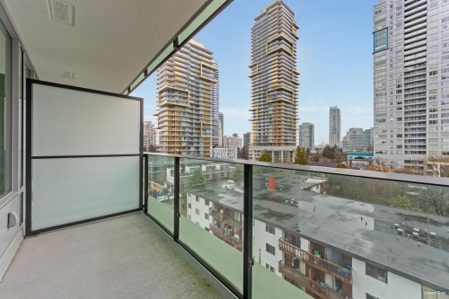 701-6463 Silver Avenue, Burnaby, BC 