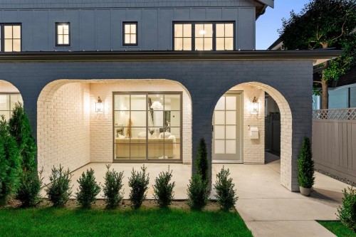 1759 16Th Avenue W, Vancouver, BC 