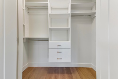 1759 16Th Avenue W, Vancouver, BC 