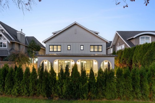 1759 16Th Avenue W, Vancouver, BC 