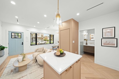 2791 21St Avenue W, Vancouver, BC 