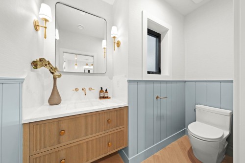 2791 21St Avenue W, Vancouver, BC 