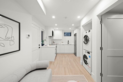 2791 21St Avenue W, Vancouver, BC 