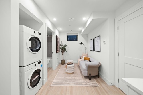 1-2791 21St Avenue W, Vancouver, BC 