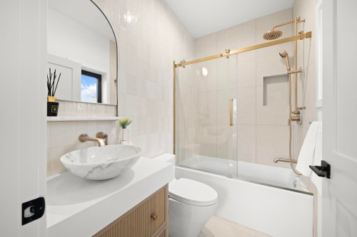 2793 21St Avenue W, Vancouver, BC 