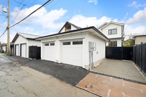 2793 21St Avenue W, Vancouver, BC 