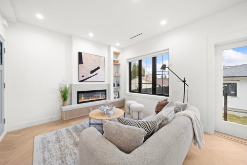 2793 21St Avenue W, Vancouver, BC 