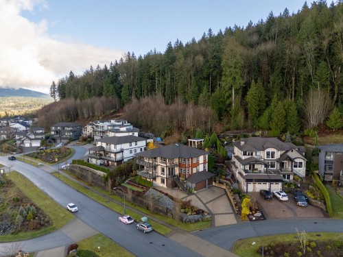 11000 Carmichael Street, Maple Ridge, BC 