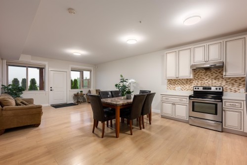 11000 Carmichael Street, Maple Ridge, BC 