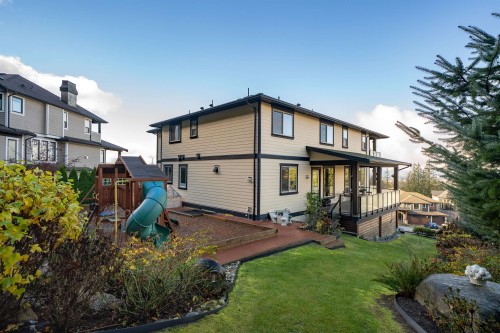 11000 Carmichael Street, Maple Ridge, BC 