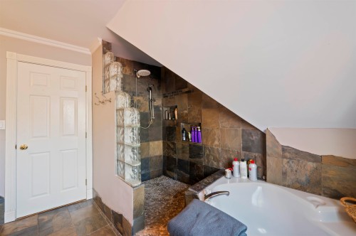 21469 126 Avenue, Maple Ridge, BC 