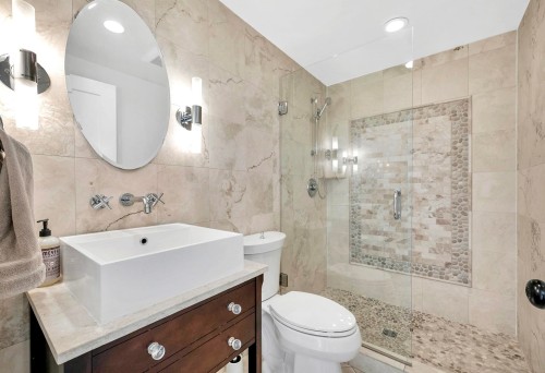 1031 Inglewood Avenue, West Vancouver, BC 