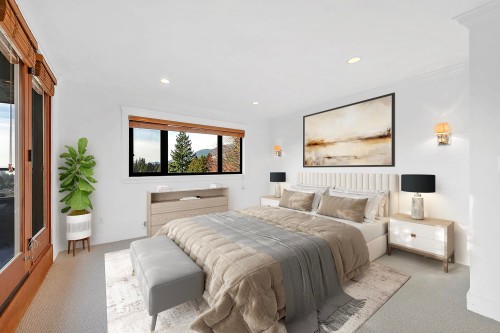 1031 Inglewood Avenue, West Vancouver, BC 