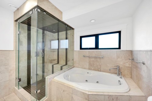 1031 Inglewood Avenue, West Vancouver, BC 