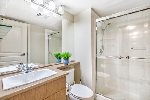 209-2088 Beta Avenue, Burnaby, BC 