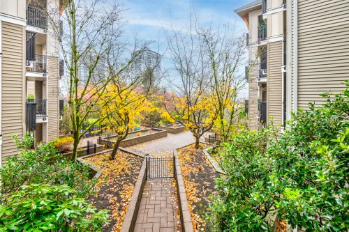 209-2088 Beta Avenue, Burnaby, BC 