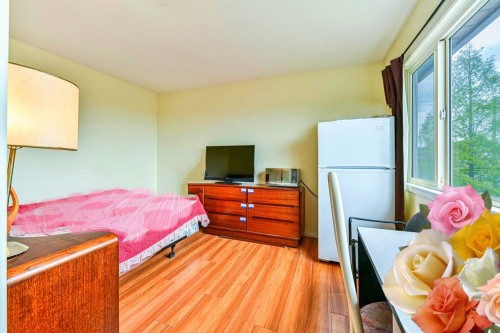 396 49Th Avenue E, Vancouver, BC 