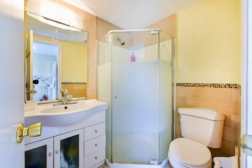 396 49Th Avenue E, Vancouver, BC 