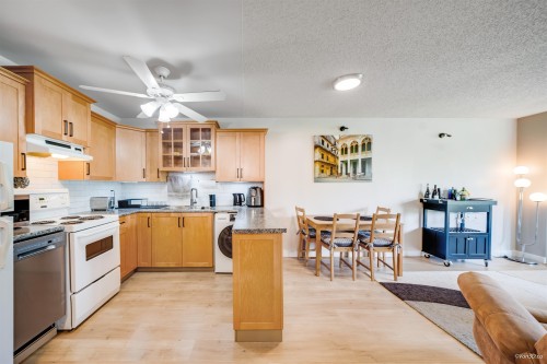 307-1122 King Albert Avenue  Coquitlam, BC V3J 1X7