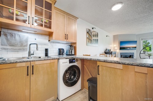 307-1122 King Albert Avenue, Coquitlam, BC 