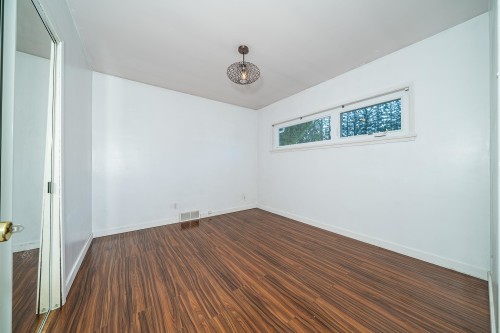 432 25Th Street W, North Vancouver, BC 