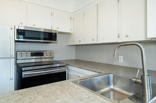 432 25Th Street W, North Vancouver, BC 