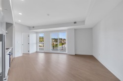 660-422 3rd Street E North Vancouver, BC V7L 0K1