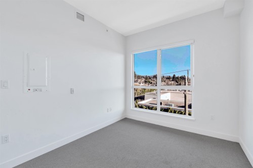 660-422 3Rd Street E, North Vancouver, BC 