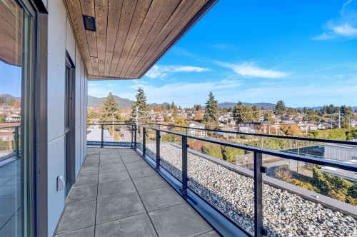 660-422 3Rd Street E, North Vancouver, BC 