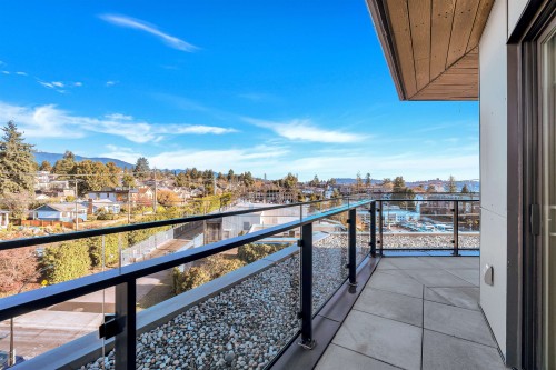 660-422 3Rd Street E, North Vancouver, BC 