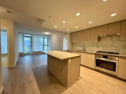 1802-1182 Westwood Street  Coquitlam, BC V3B 0T9