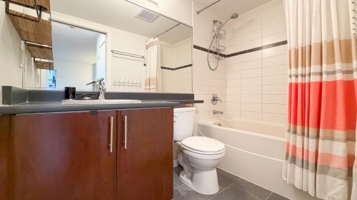 1606-688 Abbott Street, Vancouver, BC 